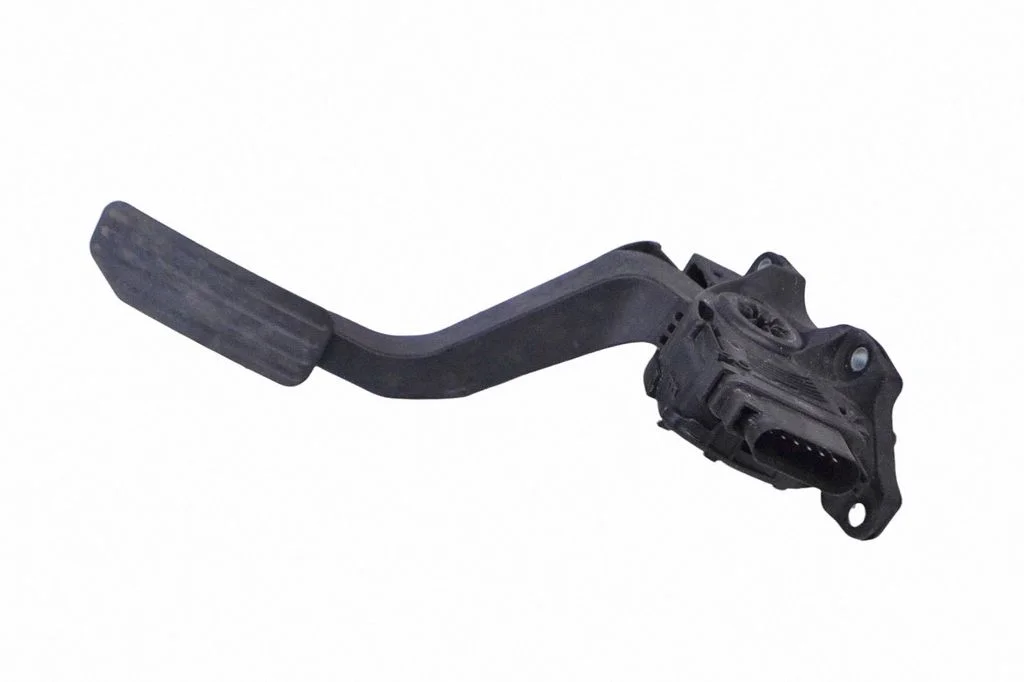 Accelerator throttle pedal – Land Rover Range Rover Evoque L538 (2011-2018)