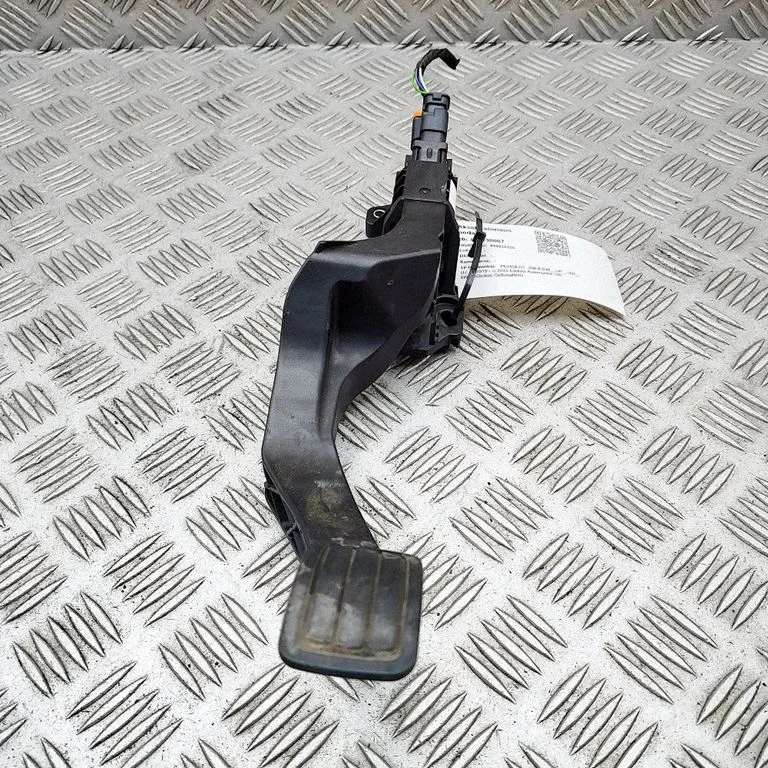 Accelerator throttle pedal – Peugeot 208 II (2019-)