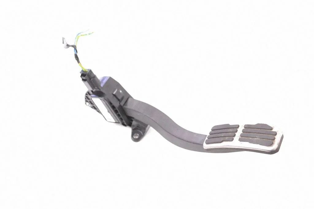 Accelerator throttle pedal HK8M9F836DA