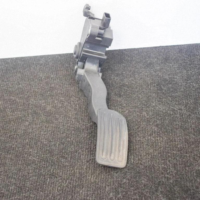 Accelerator throttle pedal 180024DA0B10917A