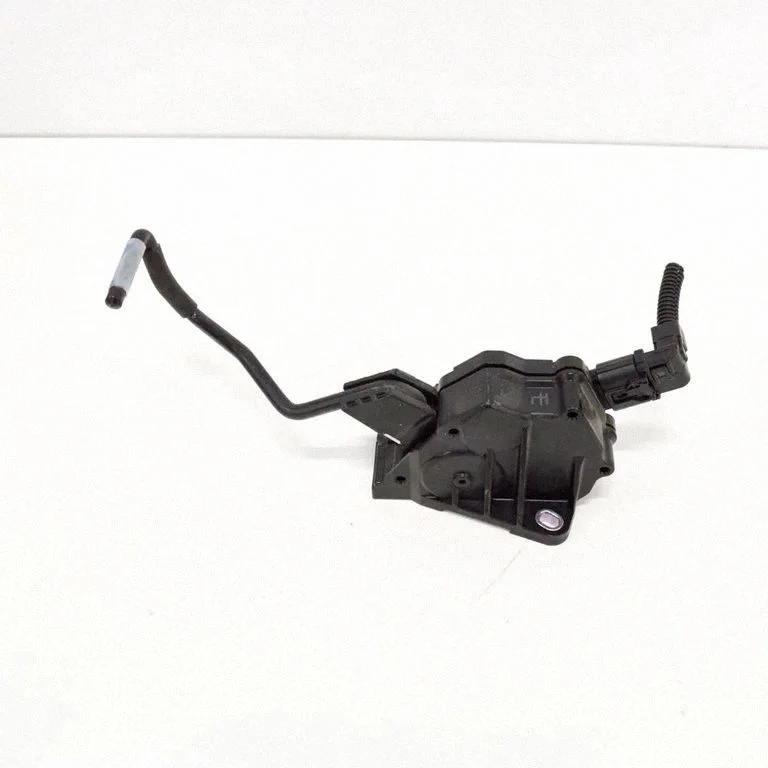 Accelerator throttle pedal – Lexus IS III XE30 (2013-2020)