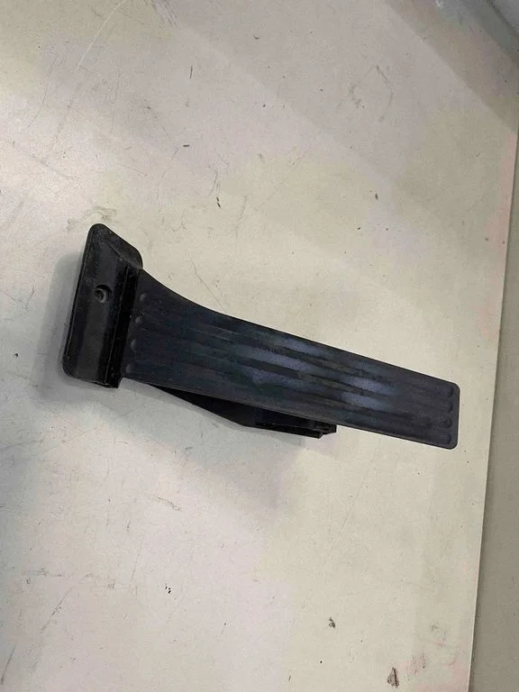 Accelerator throttle pedal – BMW X5 E70 (2006-2013)
