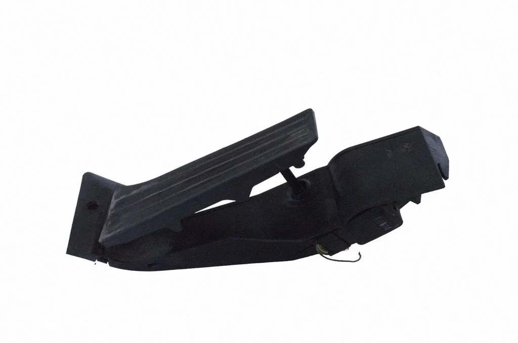 Accelerator throttle pedal – BMW 6 Series E63 E64 (2002-2010)