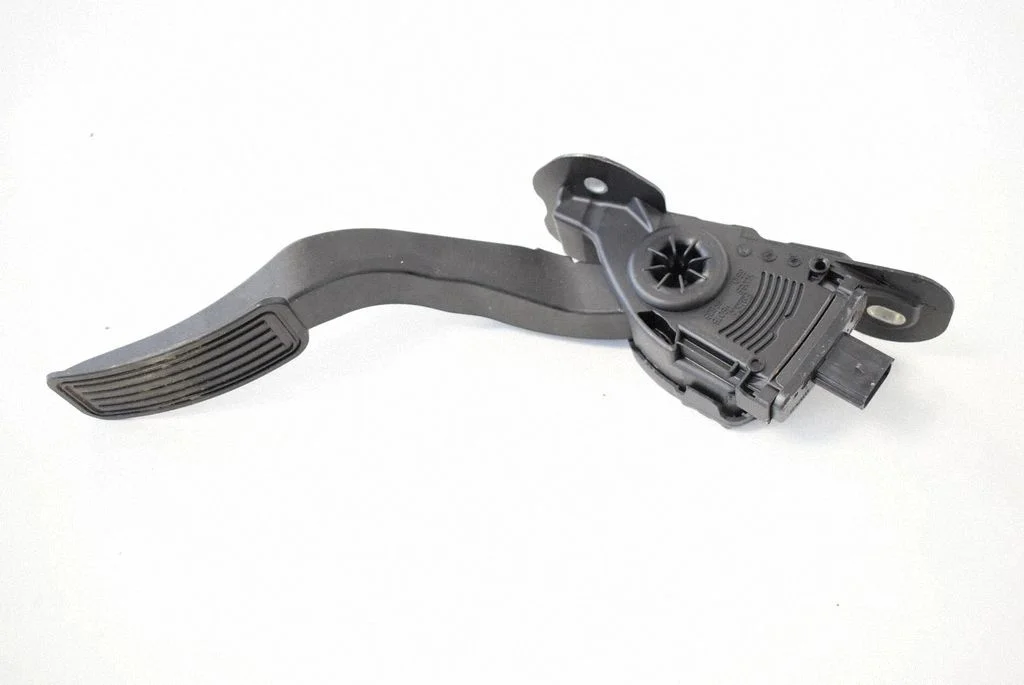 Accelerator throttle pedal 6PV933370