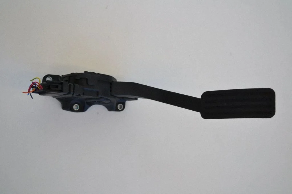Gaasipedaal – Land Rover Discovery Sport (2014-)