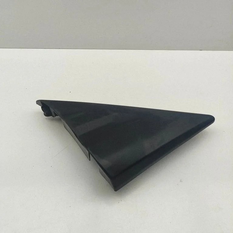 Spoguļa plastmasas apdare BK31V16004AE