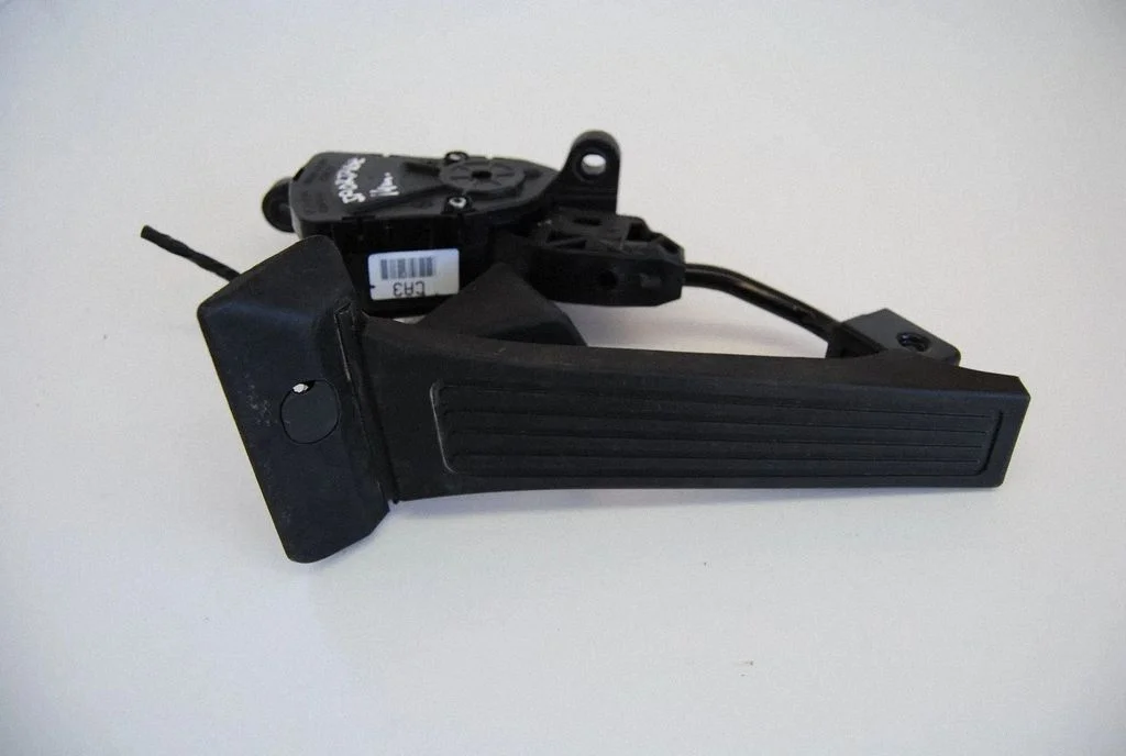 Akseleratora pedālis JET0084A2S900