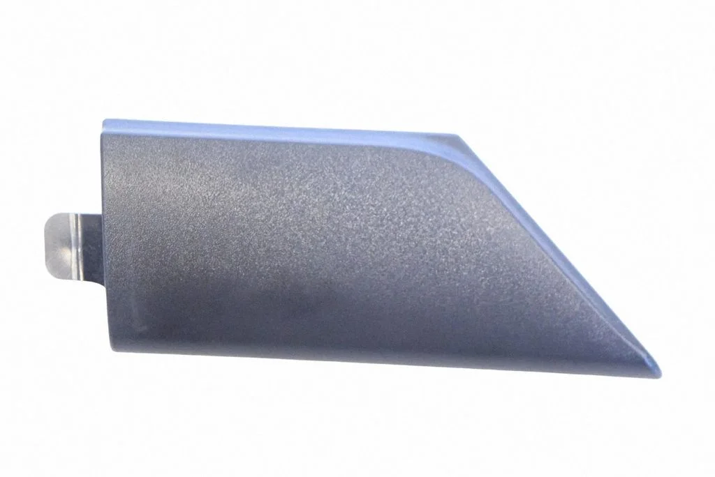 Välispeegli plastkate – parem
