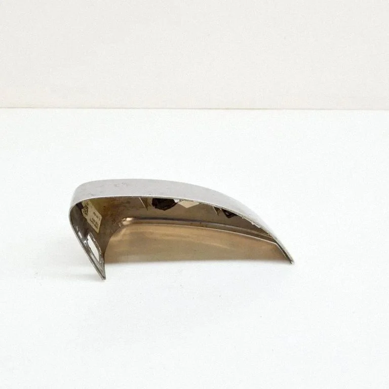 Spoguļa plastmasas apdare 8V0857527C