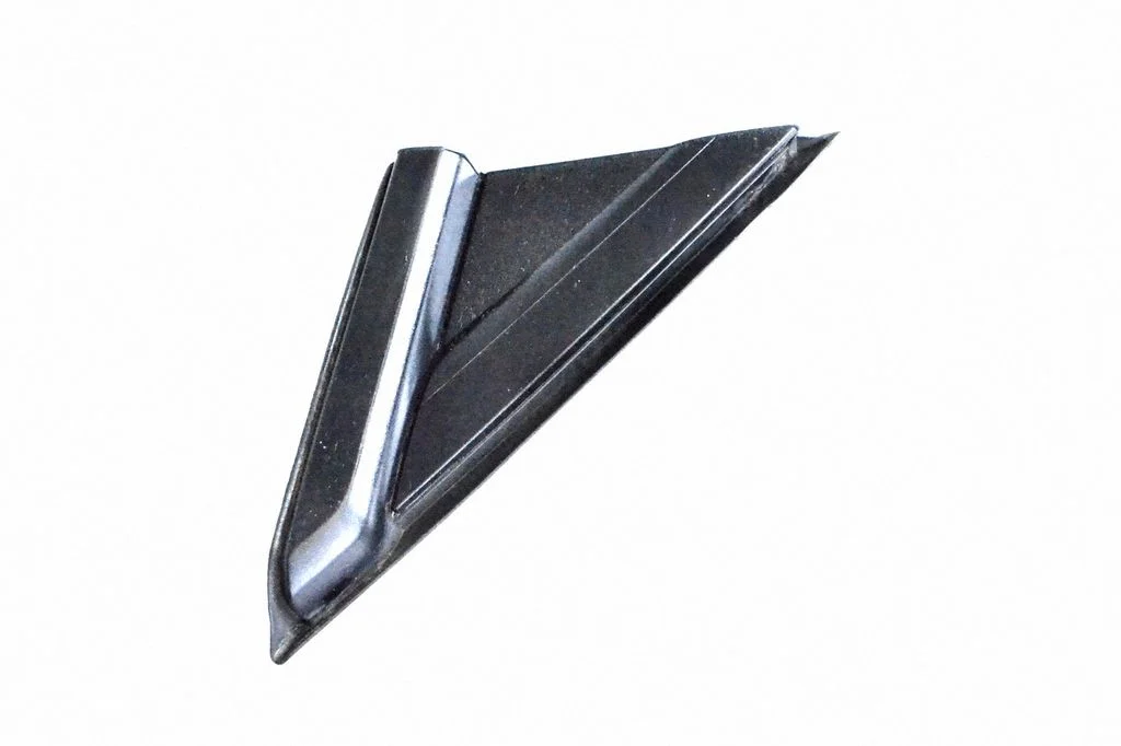 Spoguļa plastmasas apdare DS73F16004