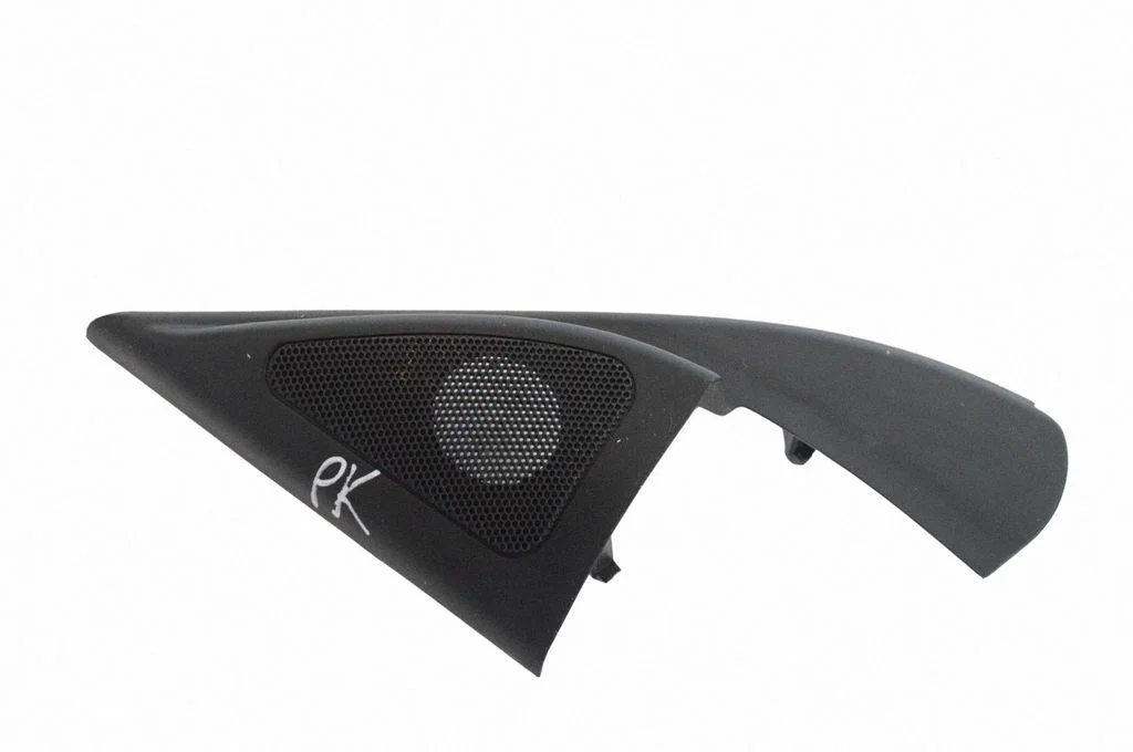 Plastic wing mirror trim cover 876512P000