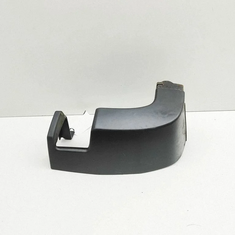 Rear bumper corner part panel trim BK3117927BG