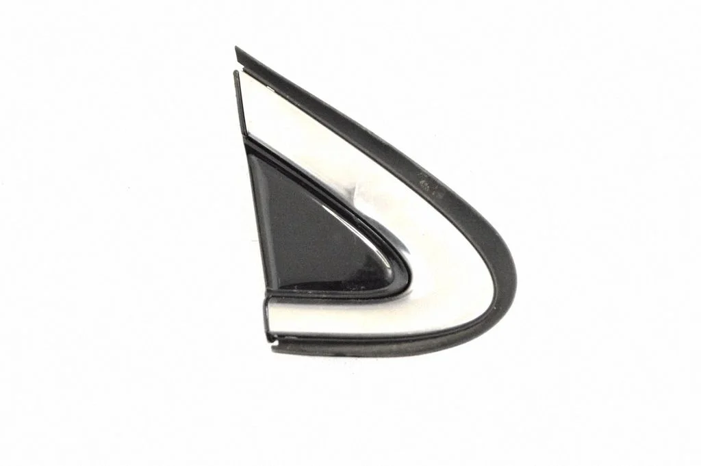 Spoguļa plastmasas apdare 6011748080