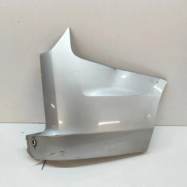 Aizmugurējā bufera stūra daļa JK2117926PLA