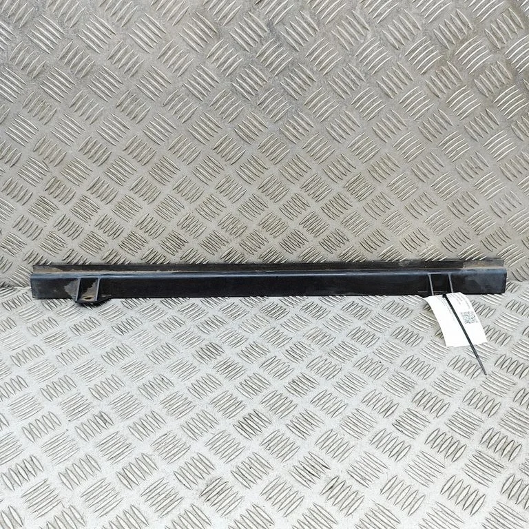 Radiatoru paneļa kronšteins GX738A107AC