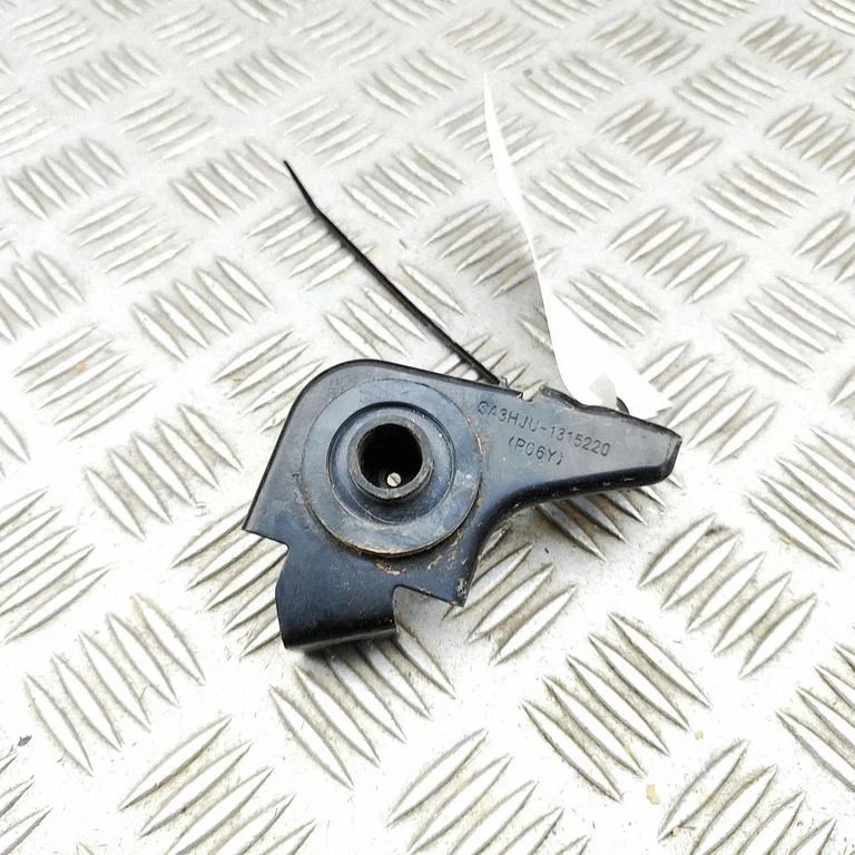 Radiator support slam panel bracket SA3HJU1315220