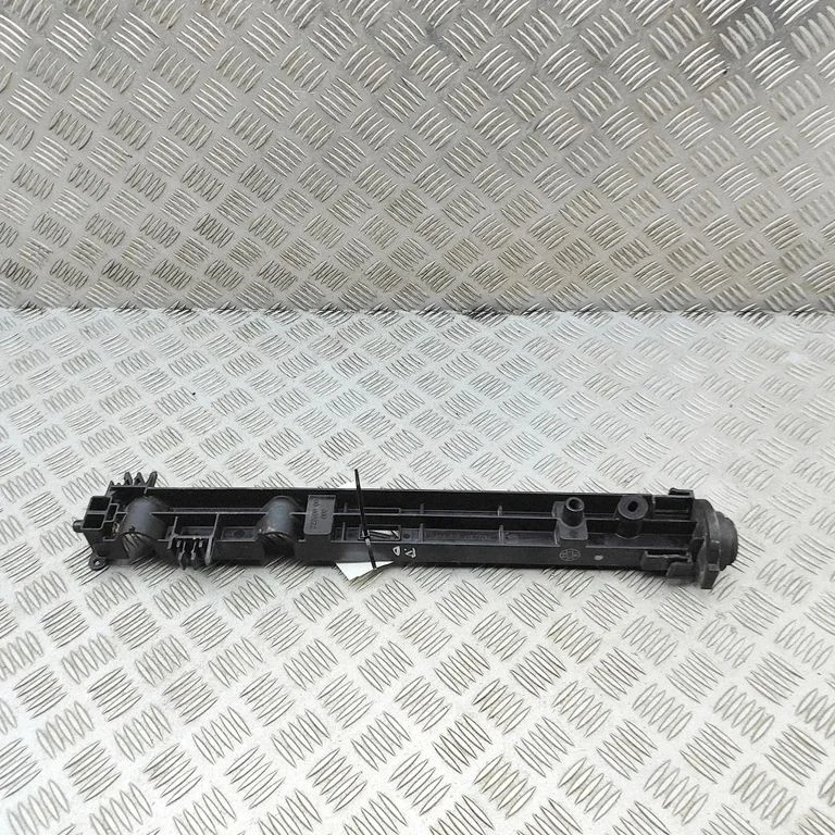 Radiator support slam panel bracket 222600001