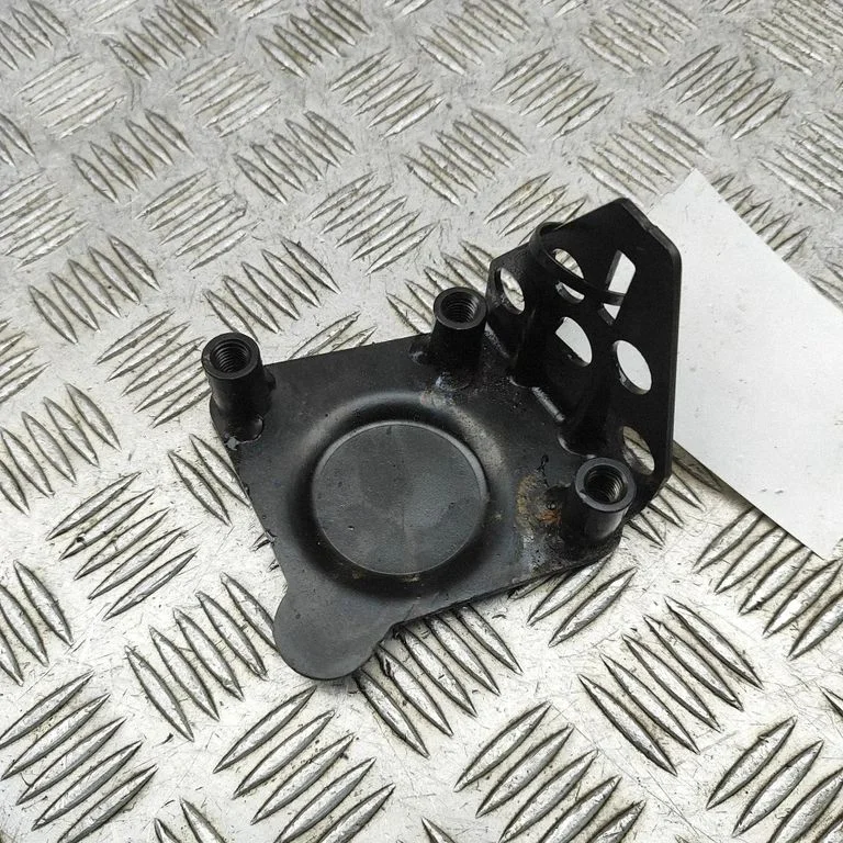Radiator support slam panel bracket 32298669