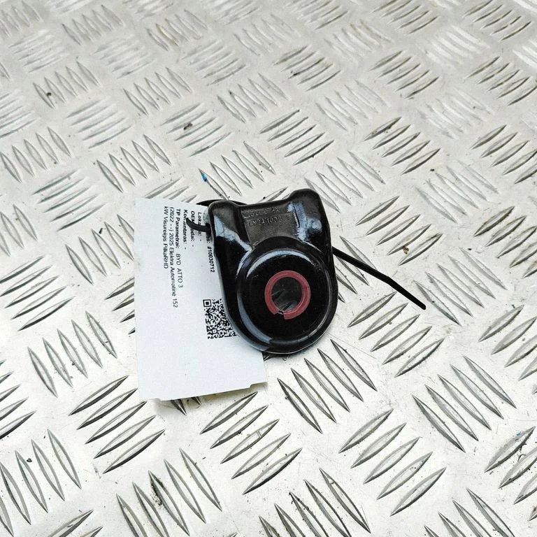 Radiatoru paneļa kronšteins 1363578900