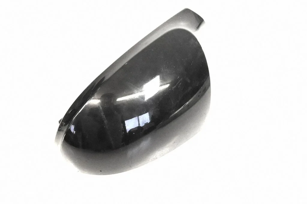 Plastic wing mirror trim cover – Volkswagen Passat CC (2008-2016)