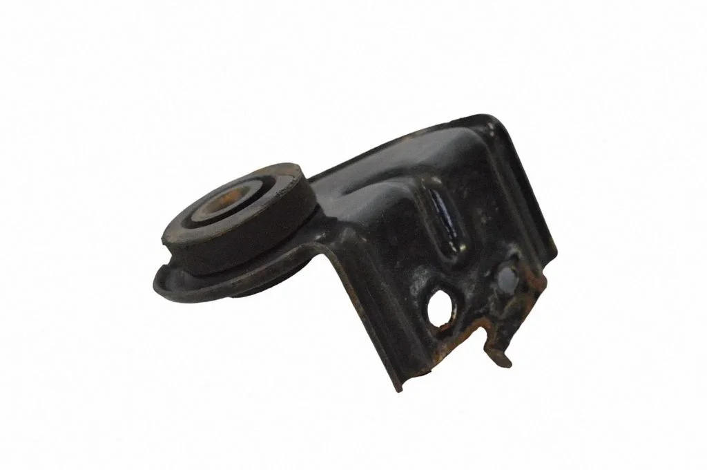 Radiator support slam panel bracket