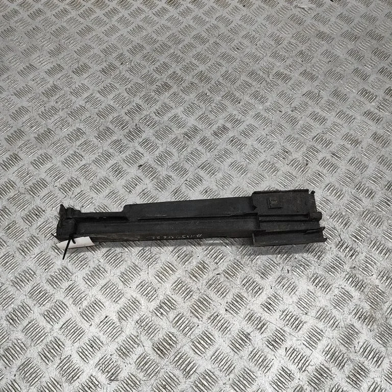 Wspornik pasa przedniego 7600537