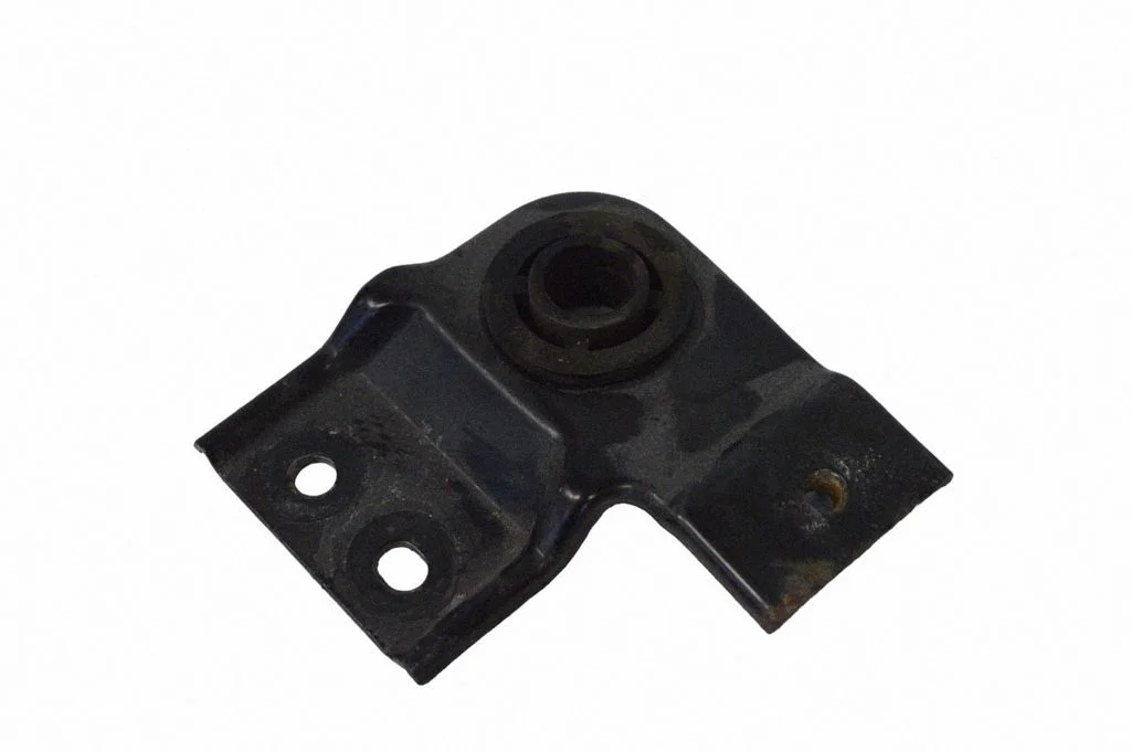 Radiatoru paneļa kronšteins 2133221000