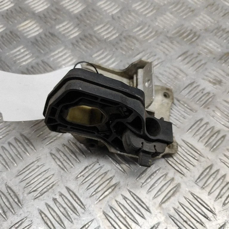 Radiator support slam panel bracket 7207151