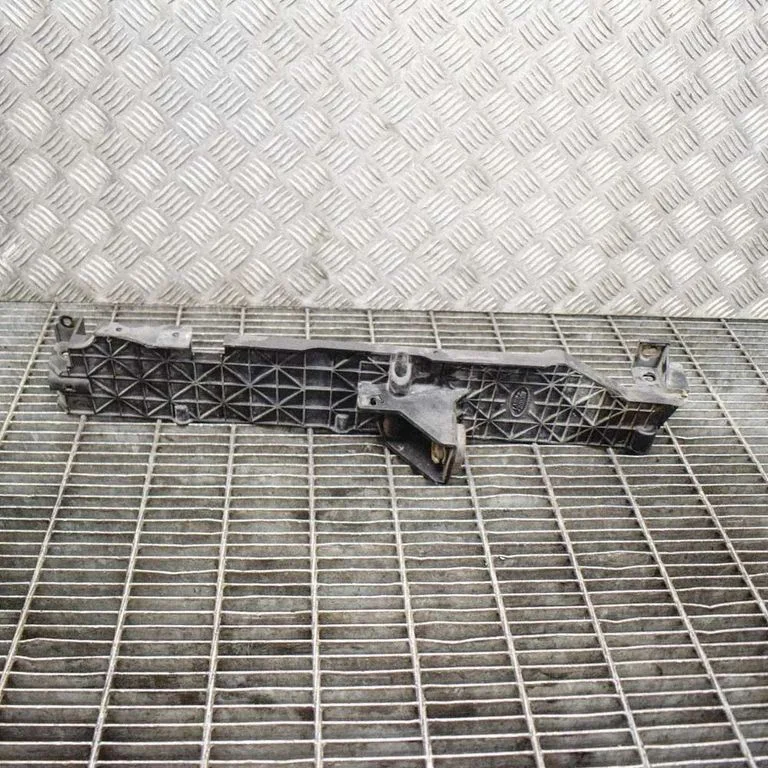 Radiatoru paneļa kronšteins AH328B588AB