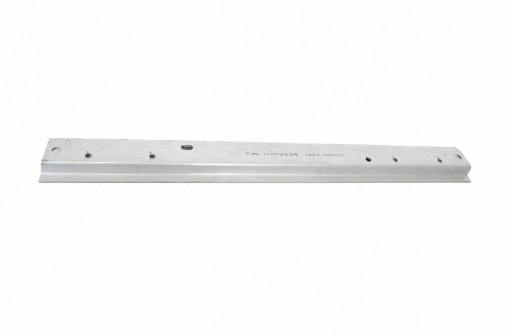 Radiator support slam panel bracket – Tesla Model Y (2020-)