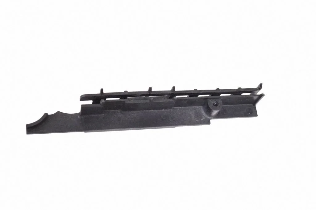 Radiatoru paneļa kronšteins – Land Rover Range Rover Evoque L538 (2011-2018)