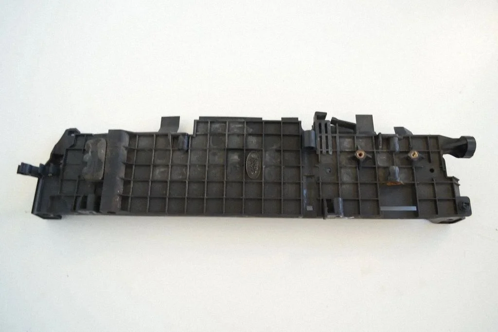 Radiatoru paneļa kronšteins PCN500070