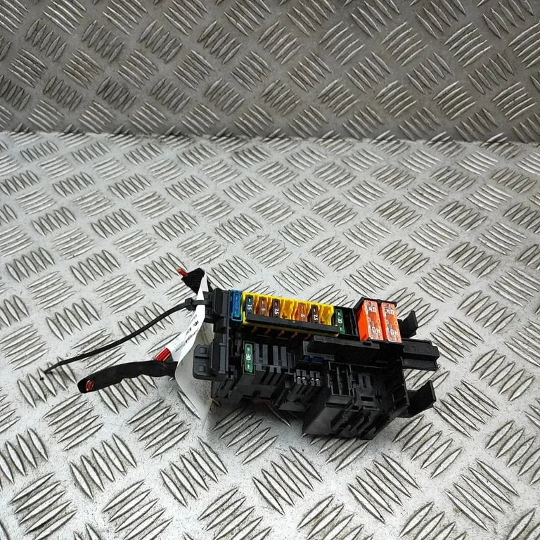Fuse box set A2059067200
