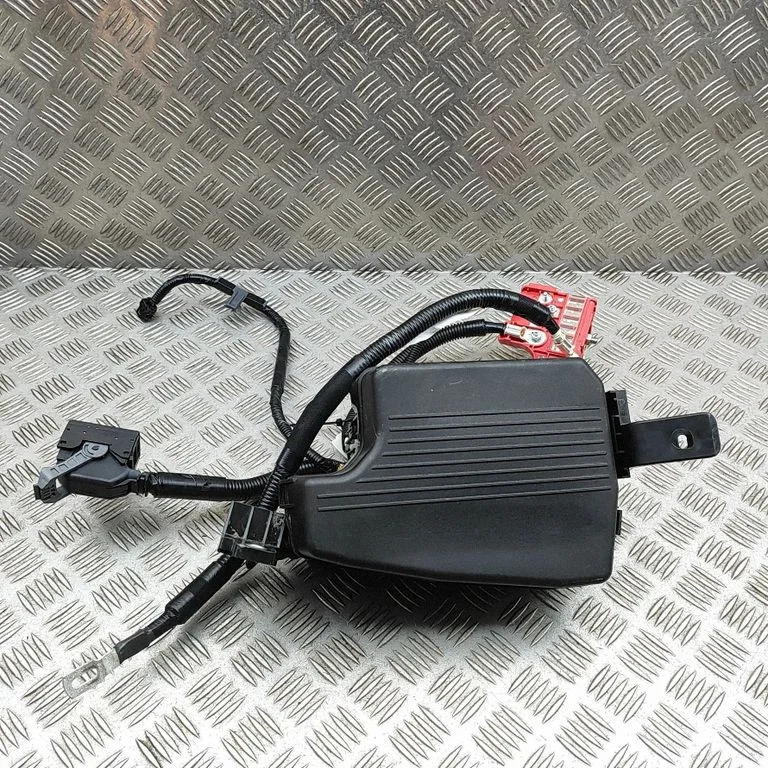 Kaitsmekarp (komplekt) – Mazda CX-5 III (2025-)
