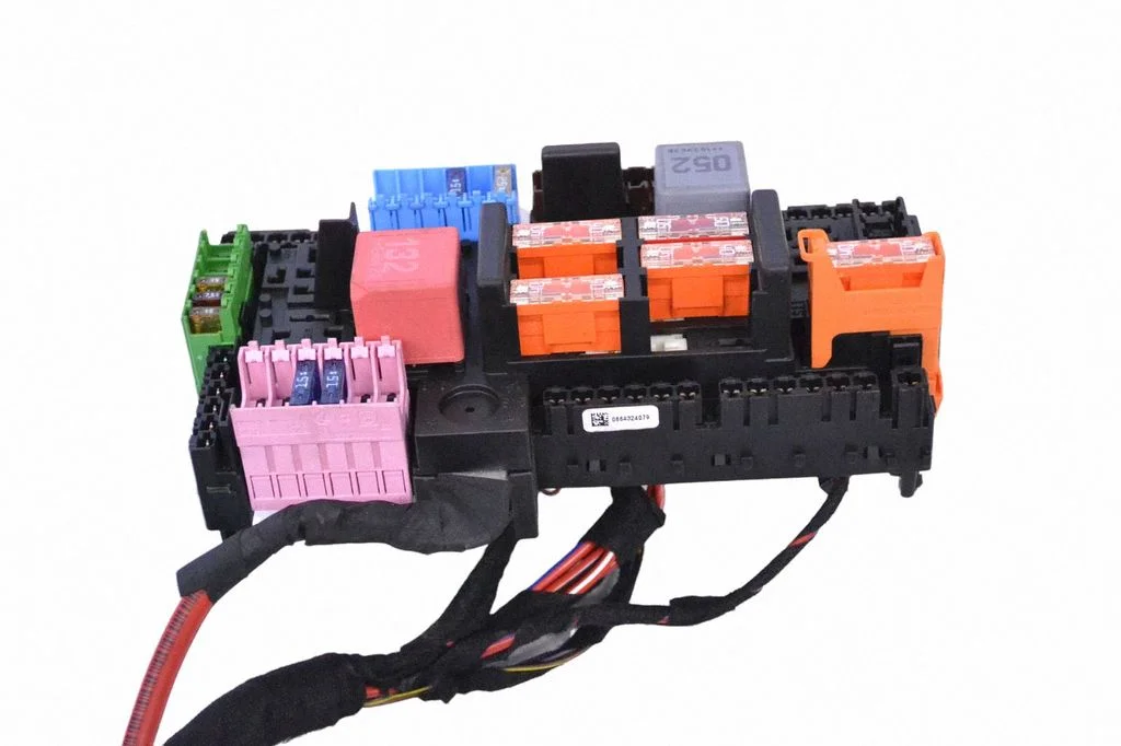 Drošinātāju kārba (komplekts) A2139068801