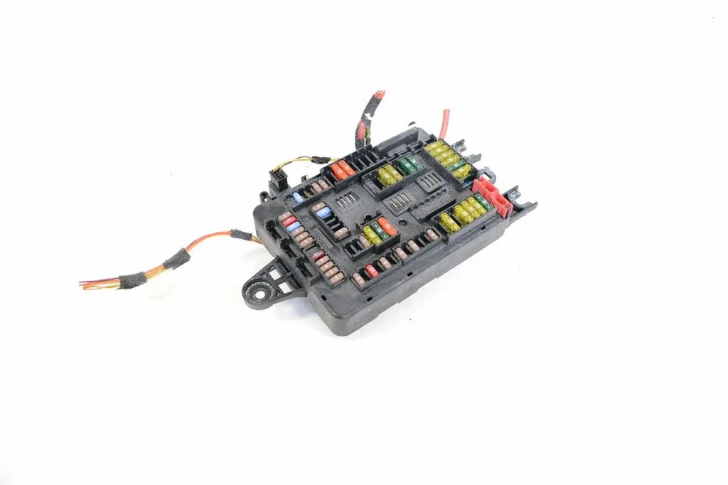 Drošinātāju kārba (komplekts) 9337880