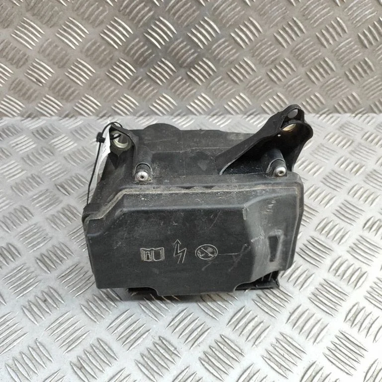 Fuse box set A2055402428