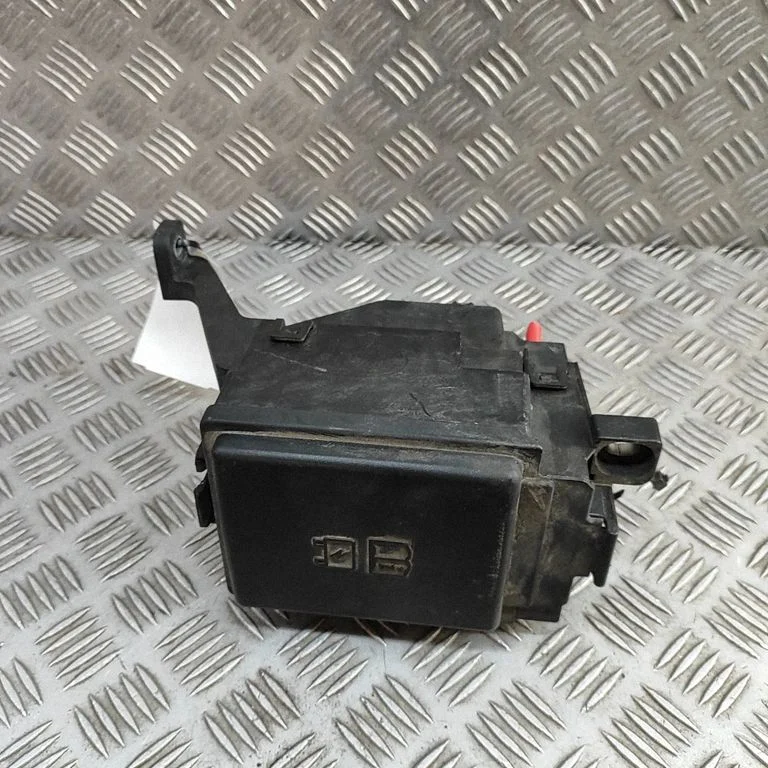 Fuse box set GX7314A076DB