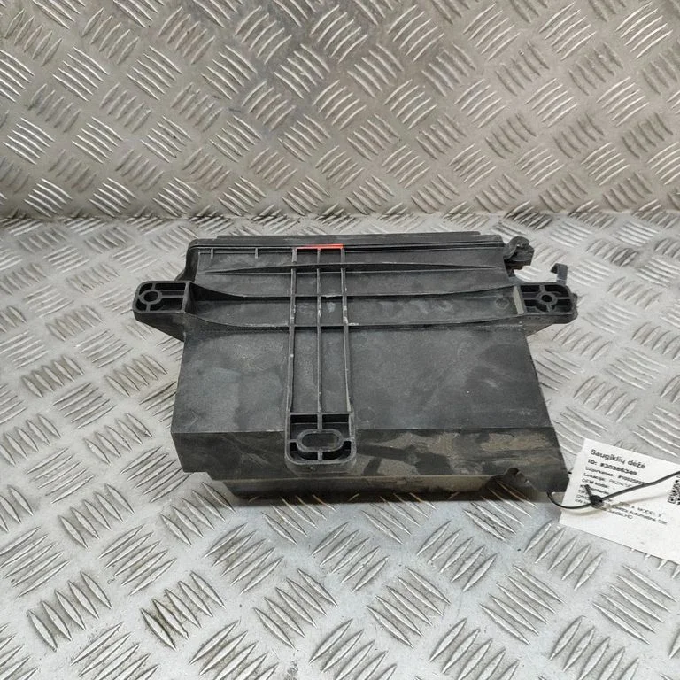 Kaitsmekarp (komplekt) 153515200D