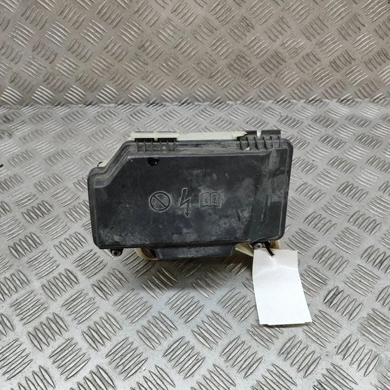 Fuse box set A2139065706