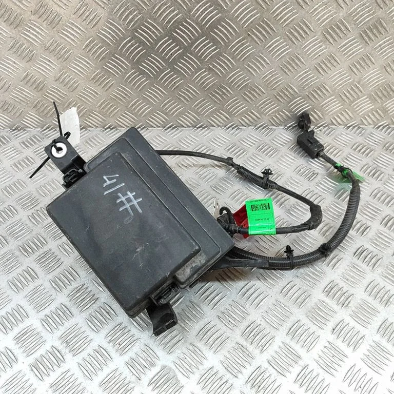 Drošinātāju kārba (komplekts) STEB3722500