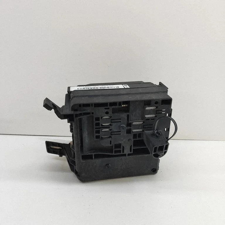 Skrzynka bezpieczników (komplet) H1BT14D068AG