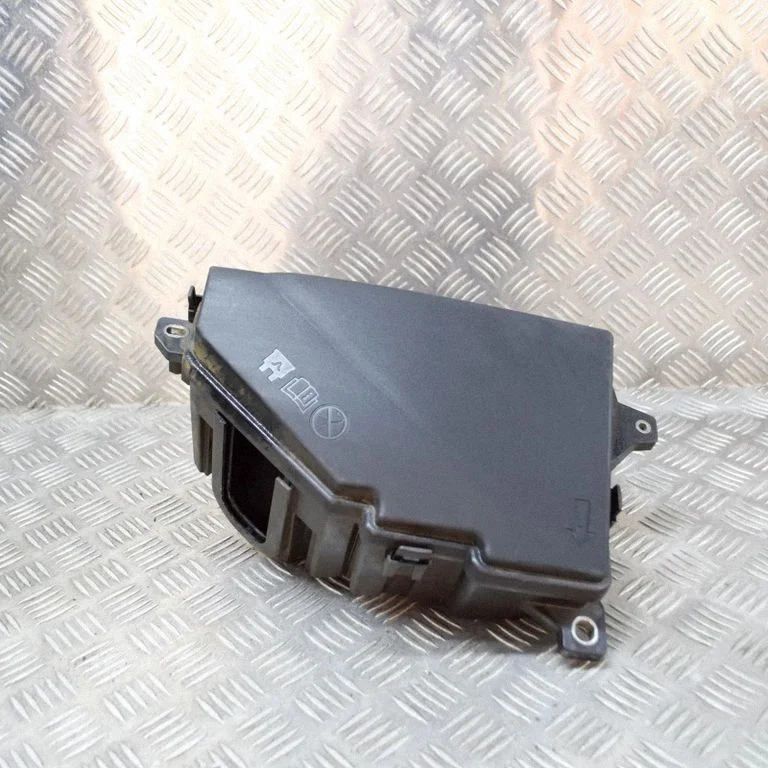 Fuse box set – Volvo S90, V90 (2016-)