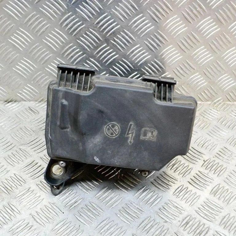 Drošinātāju kārba (komplekts)