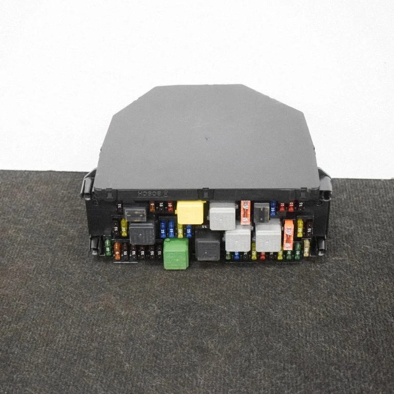Drošinātāju kārba (komplekts) A2129004025