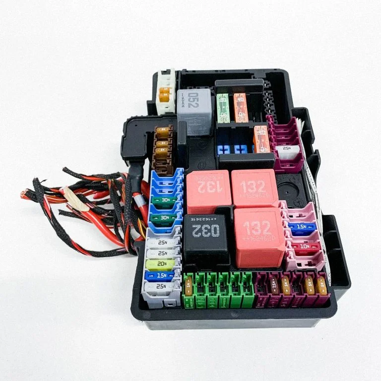 Drošinātāju kārba (komplekts)