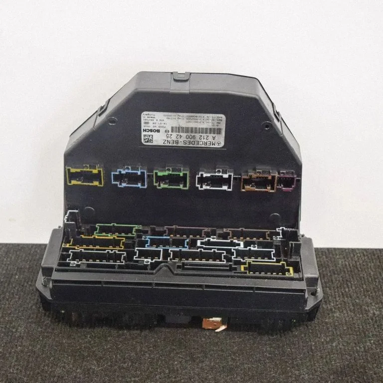 Drošinātāju kārba (komplekts) A2319029902