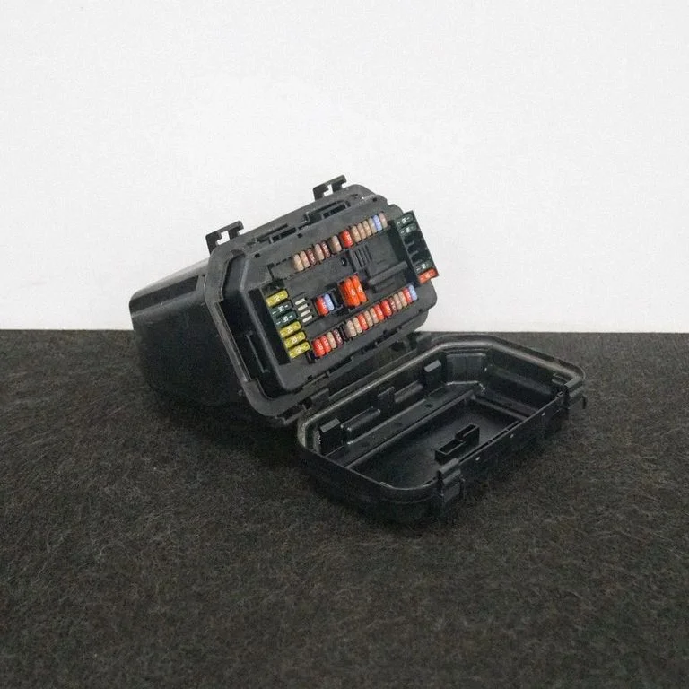 Kaitsmekarp (komplekt) – BMW 3-seeria F30 F35 F31 (2012-2018)