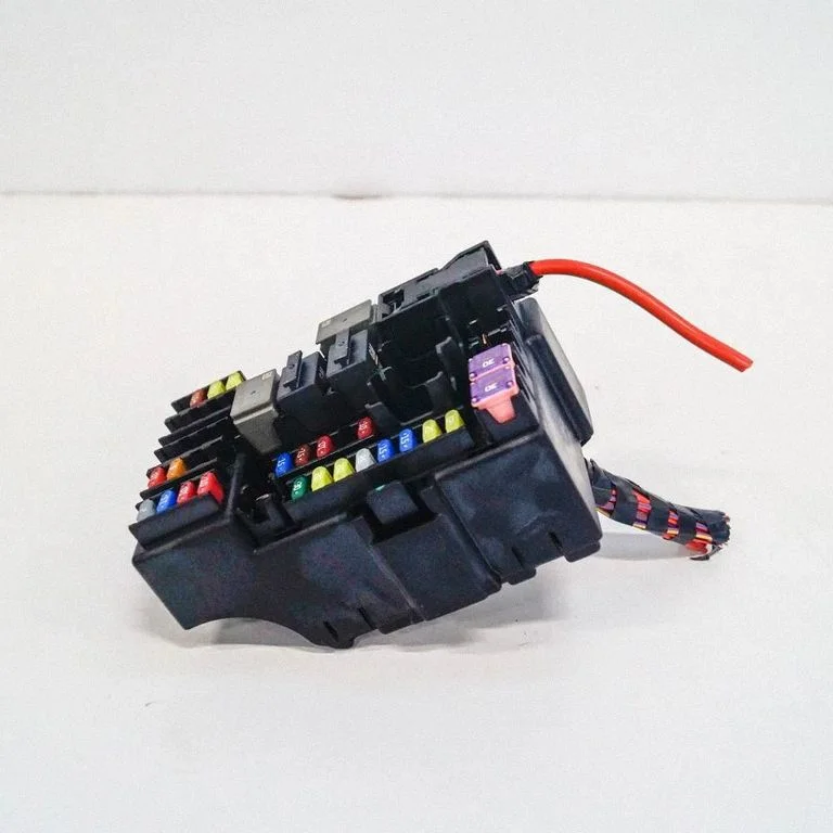 Drošinātāju kārba (komplekts) 2B0Z4010F