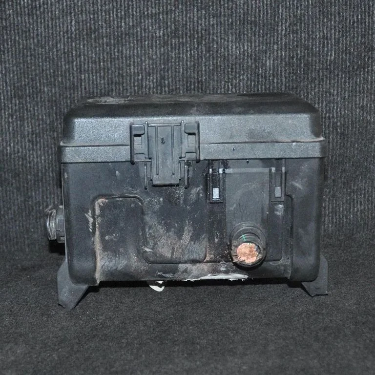 Drošinātāju kārba (komplekts) 6C1T14A067AB